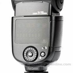 Nissin Di700 flash: display, LED's
